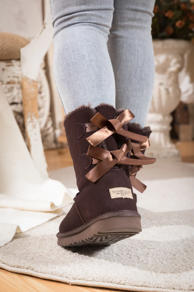 Smaibulun Ugg | Double Ballet Ribbon Bow Suede Shearling Boots - brown - Image 4