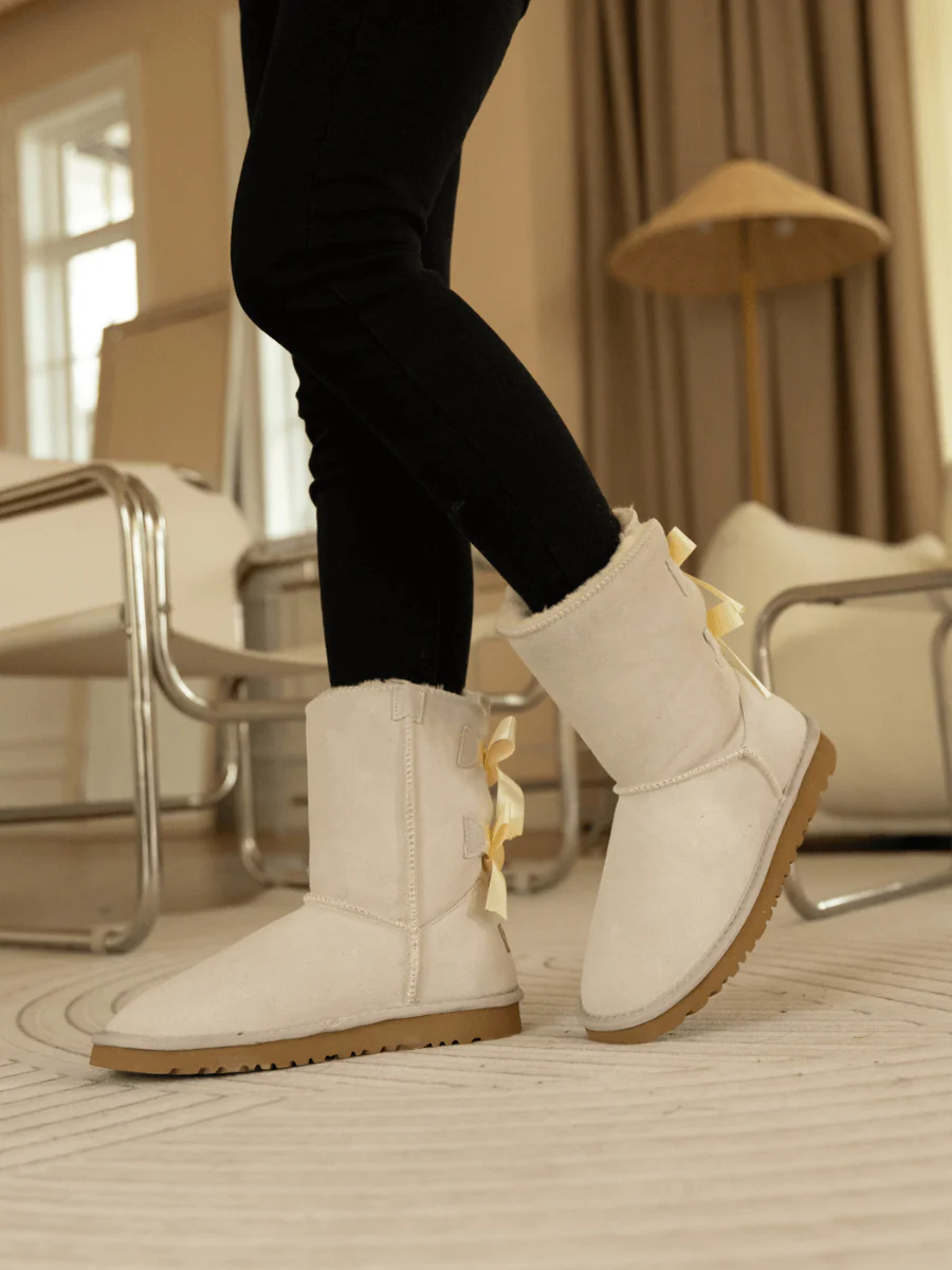 Smaibulun Ugg | Double Ballet Ribbon Bow Suede Shearling Boots - Ivory - Image 6
