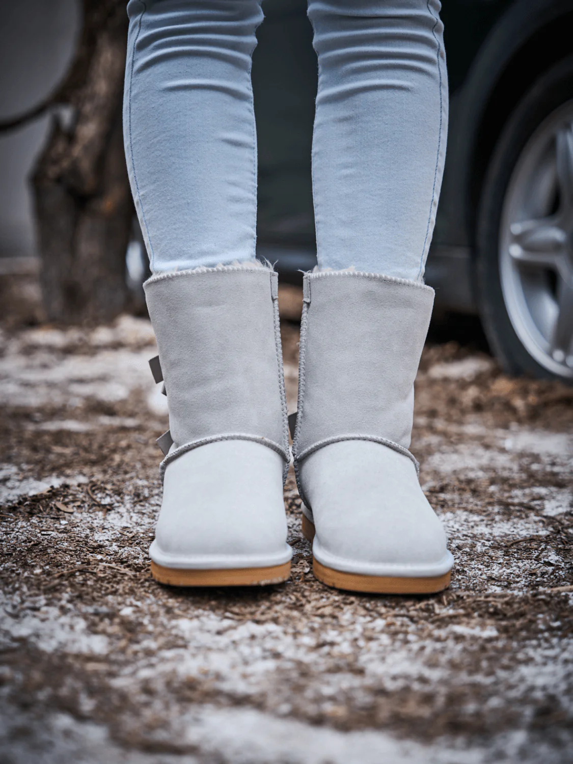 Smaibulun Ugg | Double Ballet Ribbon Bow Suede Shearling Boots - pale - Image 4