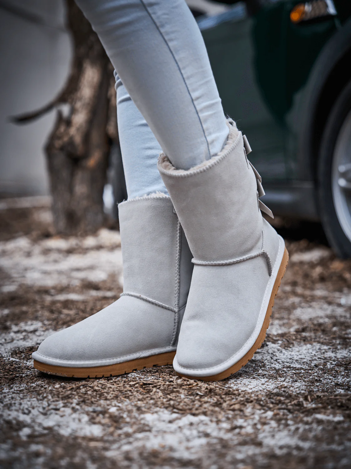 Smaibulun Ugg | Double Ballet Ribbon Bow Suede Shearling Boots - pale - Image 5