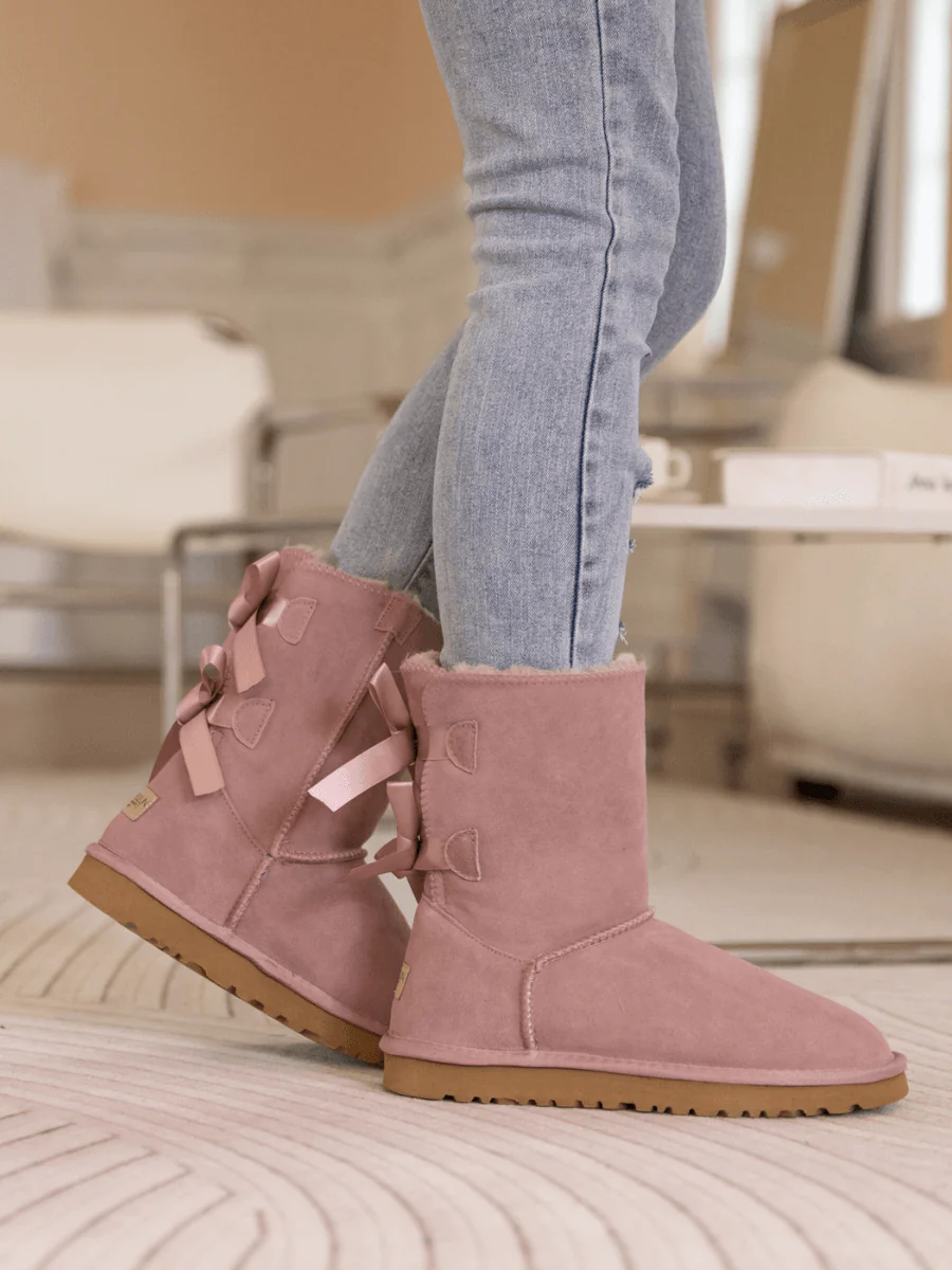 Smaibulun Ugg | Double Ballet Ribbon Bow Suede Shearling Boots - Taro - Image 4