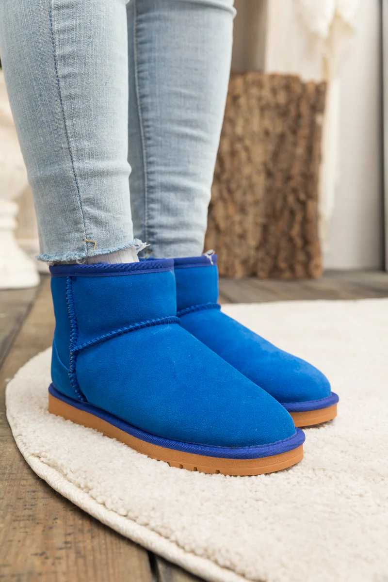SMAIBULUN Ugg | Faux Fur-Lined Classic Short Ugg Boots - Blue - Image 3