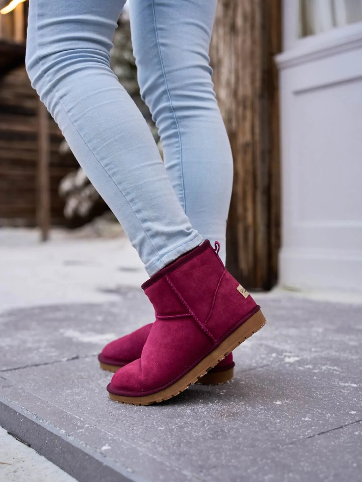SMAIBULUN Ugg | Faux Fur-Lined Classic Short Ugg Boots - claret - Image 4
