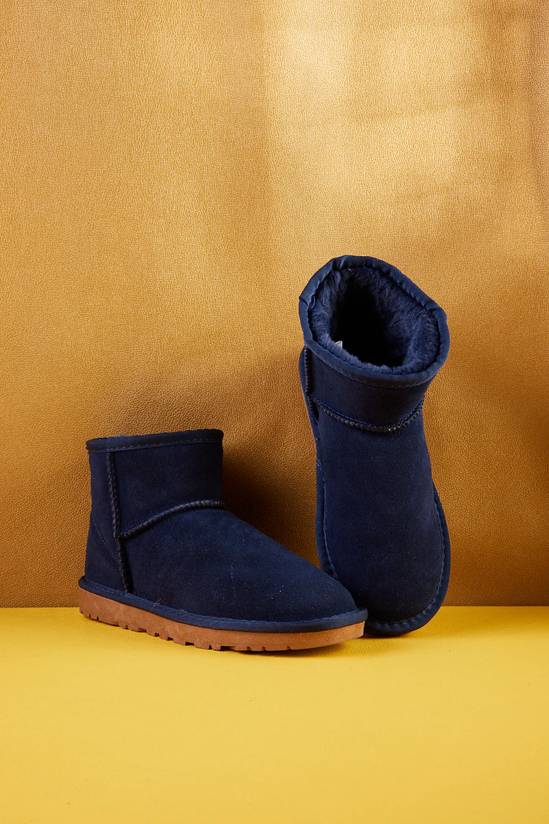 SMAIBULUN Ugg | Faux Fur-Lined Classic Short Ugg Boots - Navy - Image 10