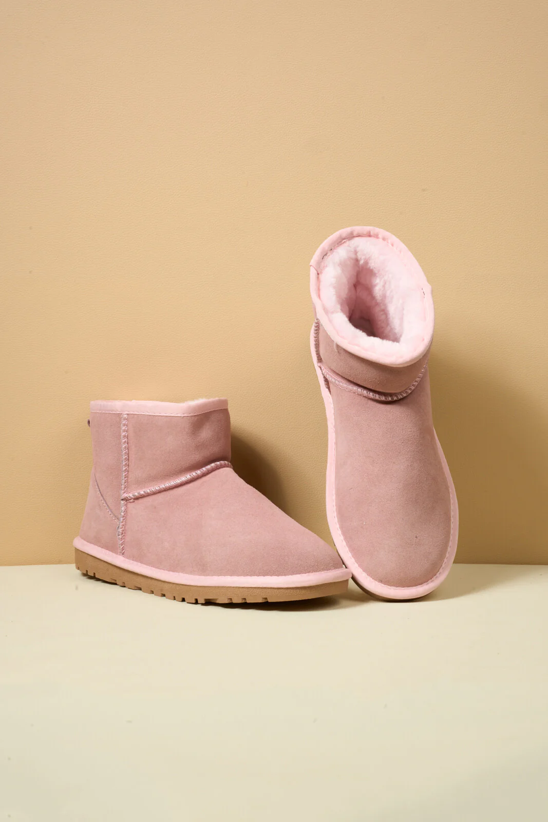 SMAIBULUN Ugg | Faux Fur-Lined Classic Short Ugg Boots - pink - Image 10
