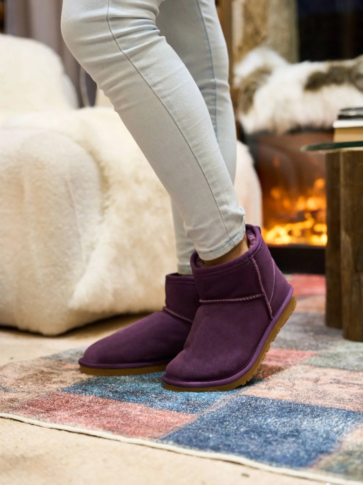 SMAIBULUN Ugg | Faux Fur-Lined Classic Short Ugg Boots - purple - Image 5