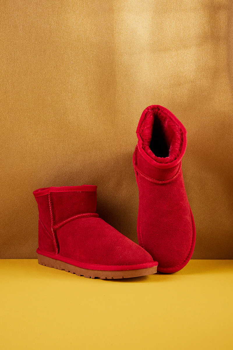 SMAIBULUN Ugg | Faux Fur-Lined Classic Short Ugg Boots - Red - Image 10