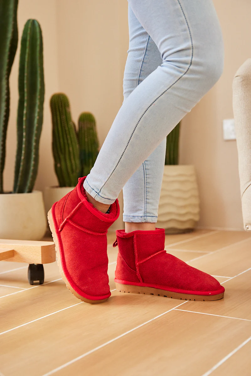 SMAIBULUN Ugg | Faux Fur-Lined Classic Short Ugg Boots - Red - Image 3