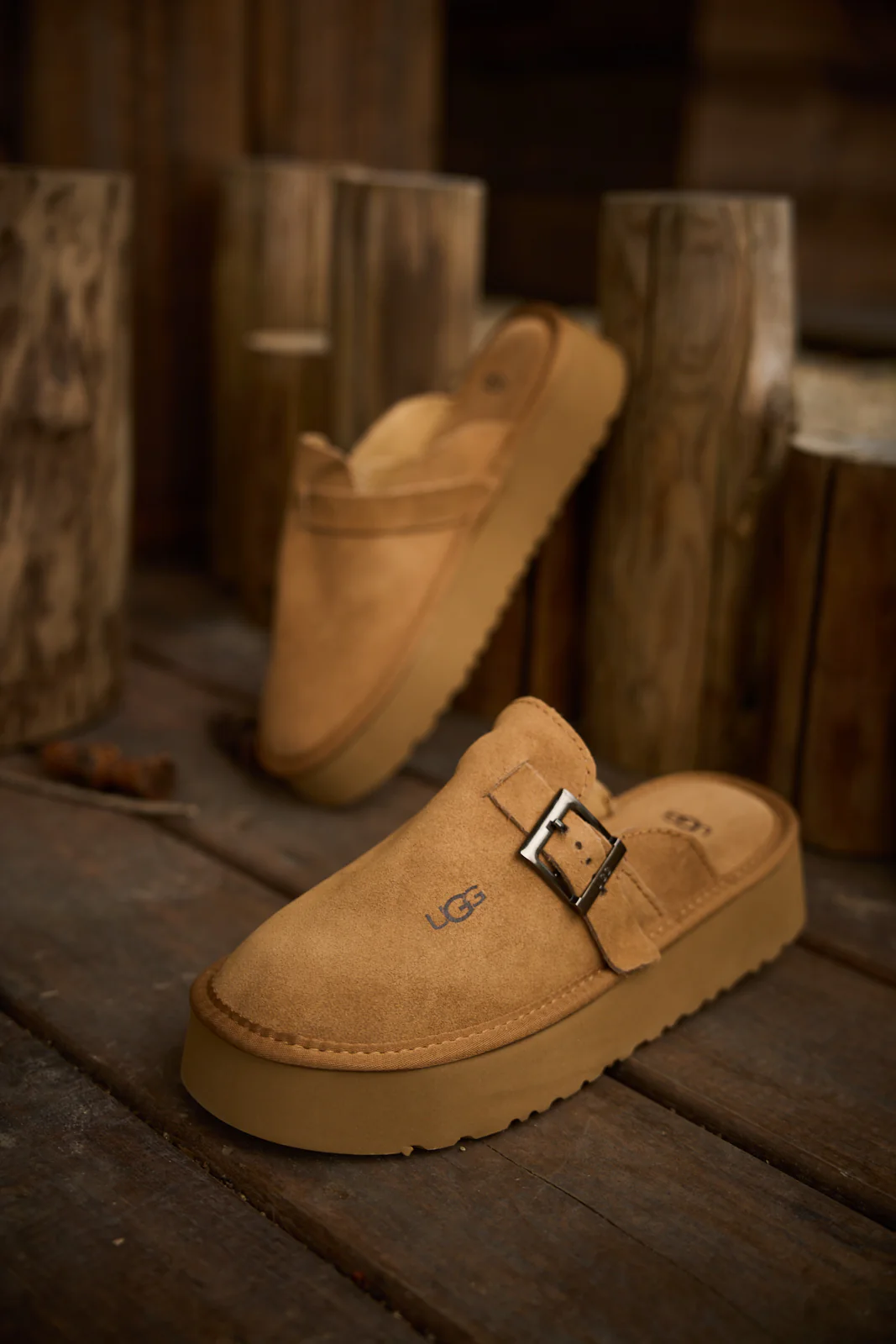 SMAIBULUN Ugg | Forever Iconic Platform Clog - Chestnut - Image 8