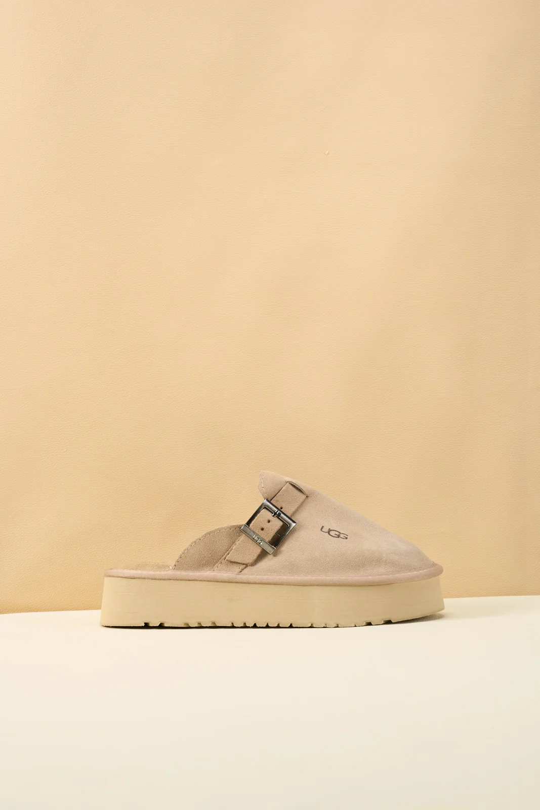 SMAIBULUN Ugg | Forever Iconic Platform Clog - Sand - Image 2