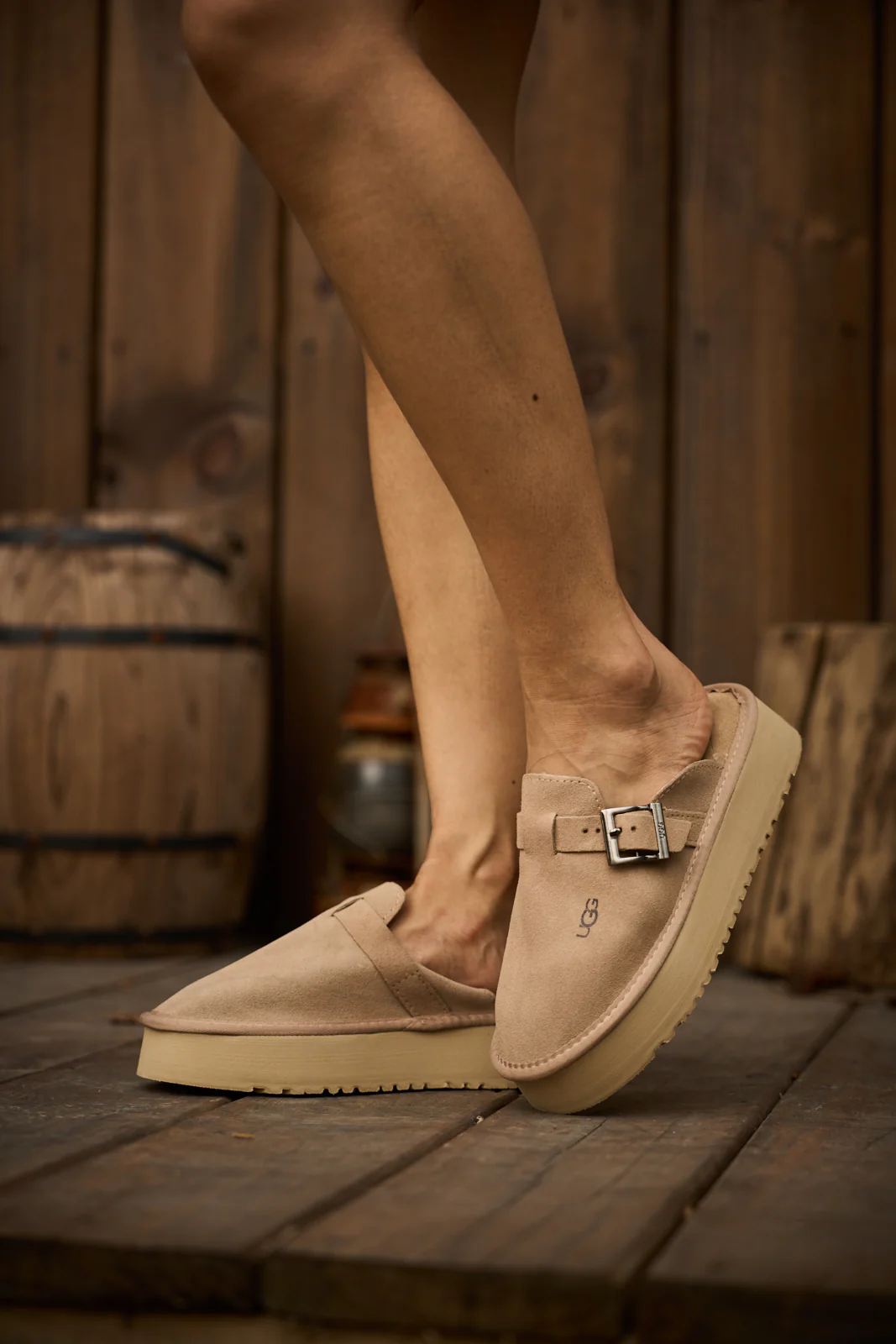 SMAIBULUN Ugg | Forever Iconic Platform Clog - Sand - Image 6
