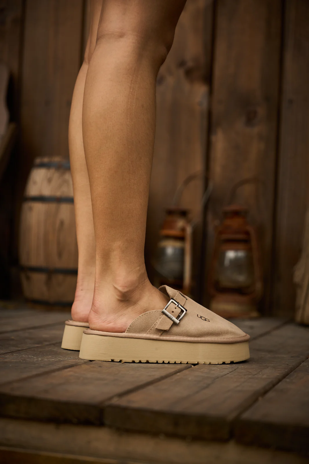 SMAIBULUN Ugg | Forever Iconic Platform Clog - Sand - Image 7