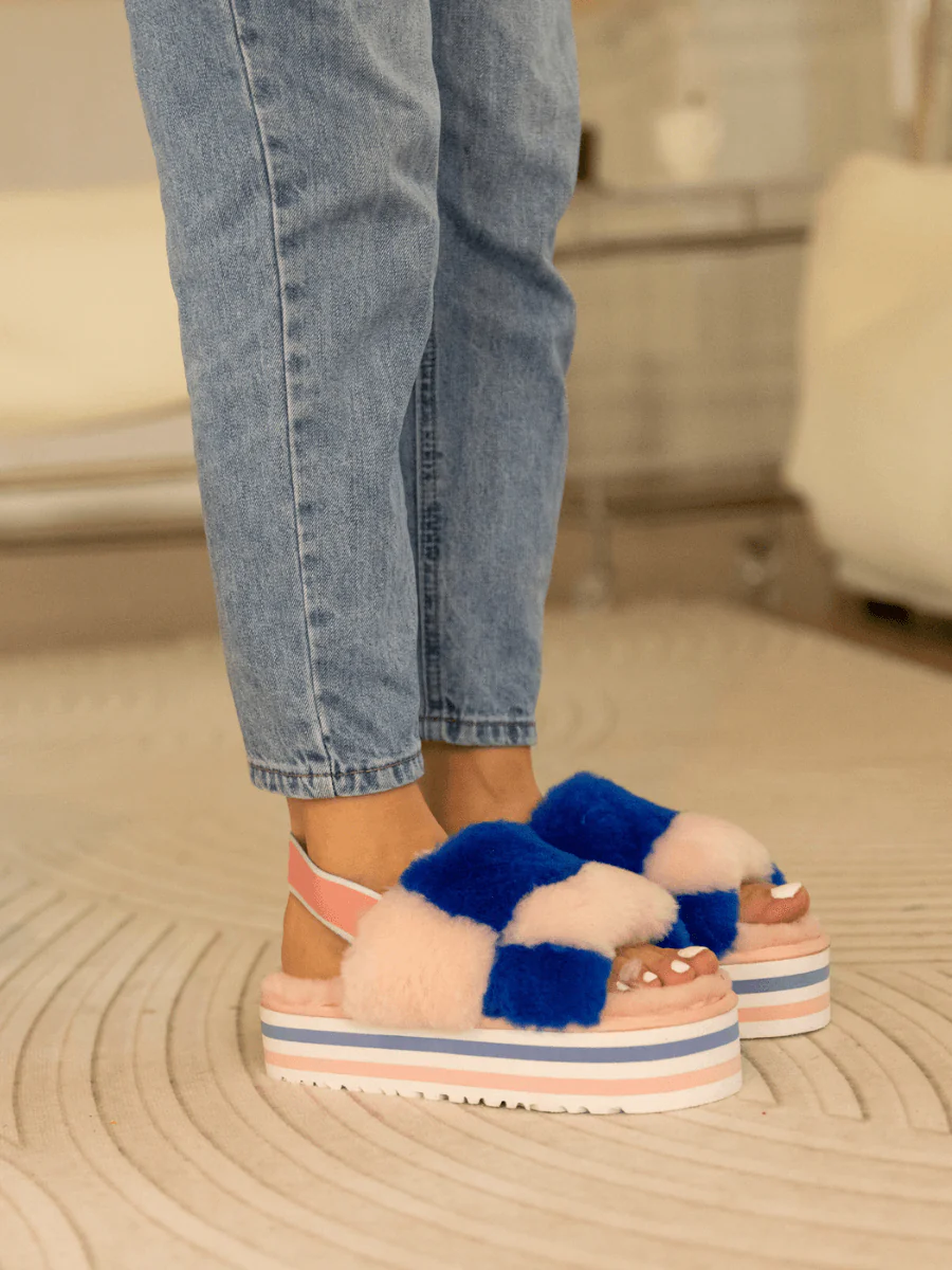 Smaibulun Ugg | Harmony Contrast Woolen Platform Slipper - Pink - Image 4