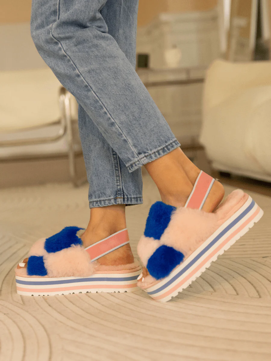 Smaibulun Ugg | Harmony Contrast Woolen Platform Slipper - Pink - Image 5