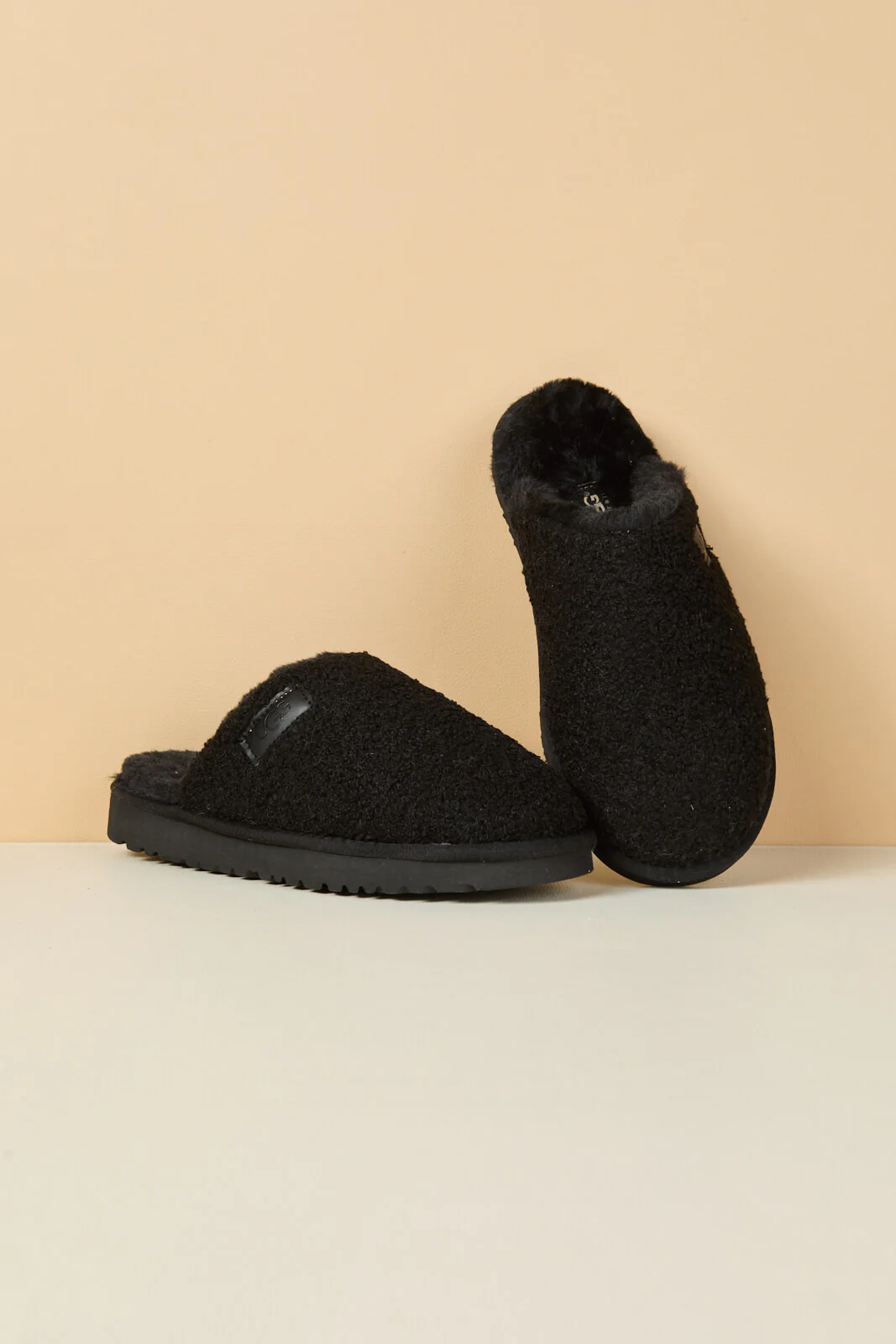 SMAIBULUN Ugg | Languorous Shepherd Blend Wool Slipper - black - Image 11