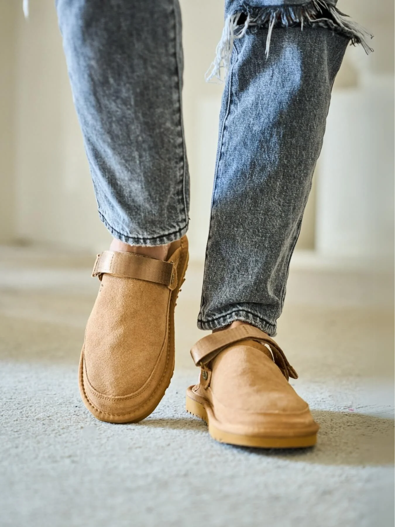 Smaibulun Ugg | Lyla Suede Slingback Scuff Slipper - chestnut - Image 6