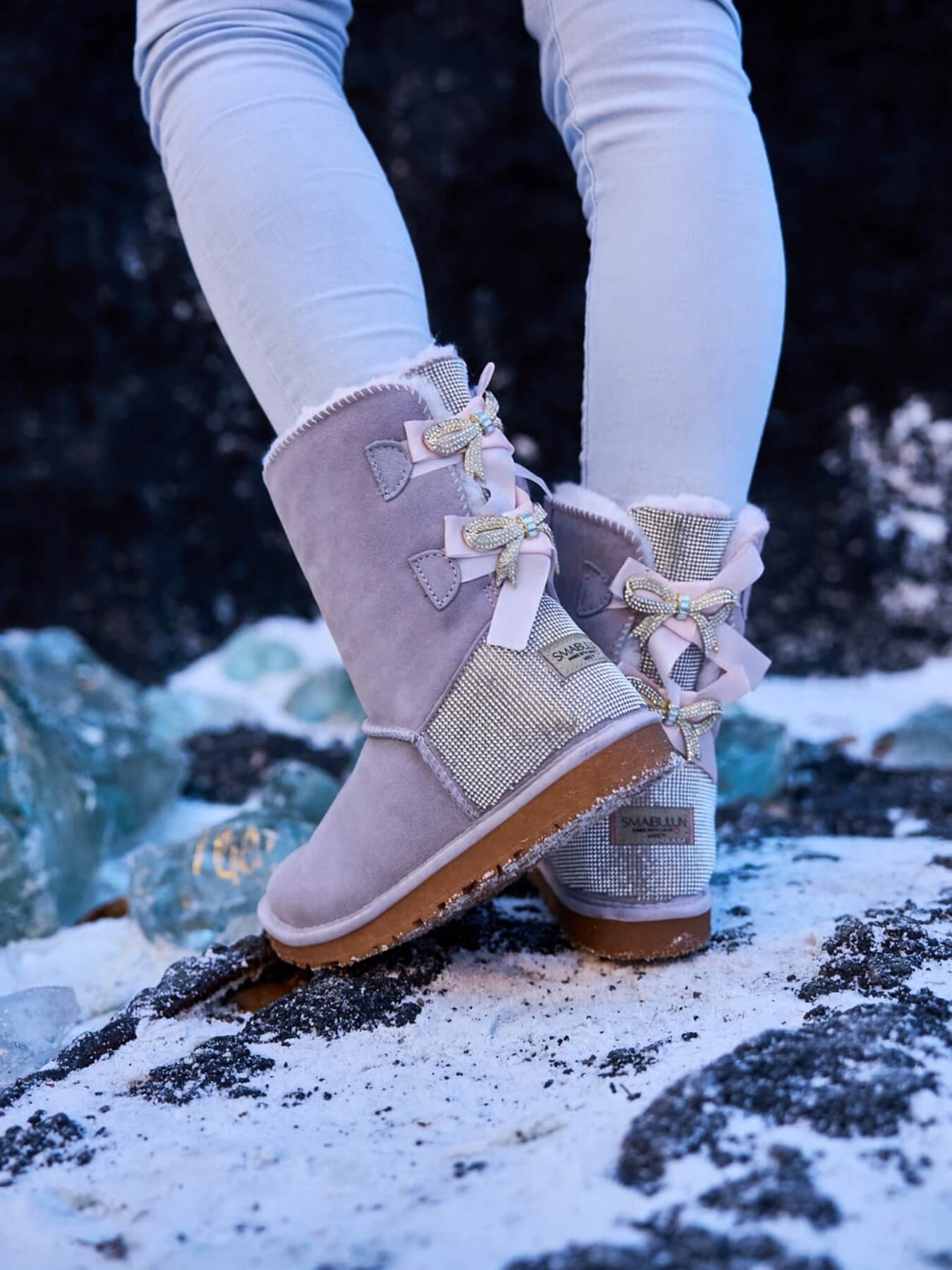 SMAIBULUN Ugg | Rhinestone Dual Bailey Bow Glam Ugg Boots - lilac