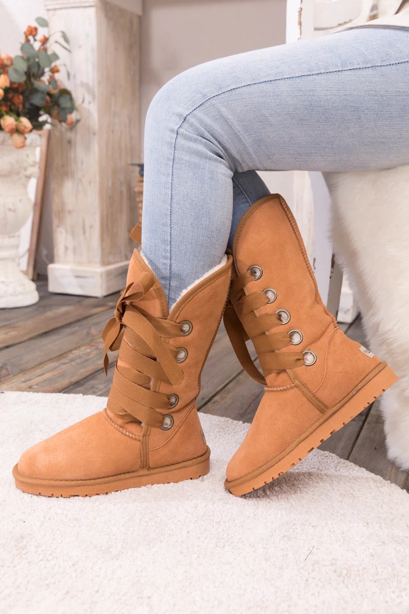 SMAIBULUN Ugg | Ribbon Lace-Up Faux Fur-lined Suede Boot - Chestnut - Image 11