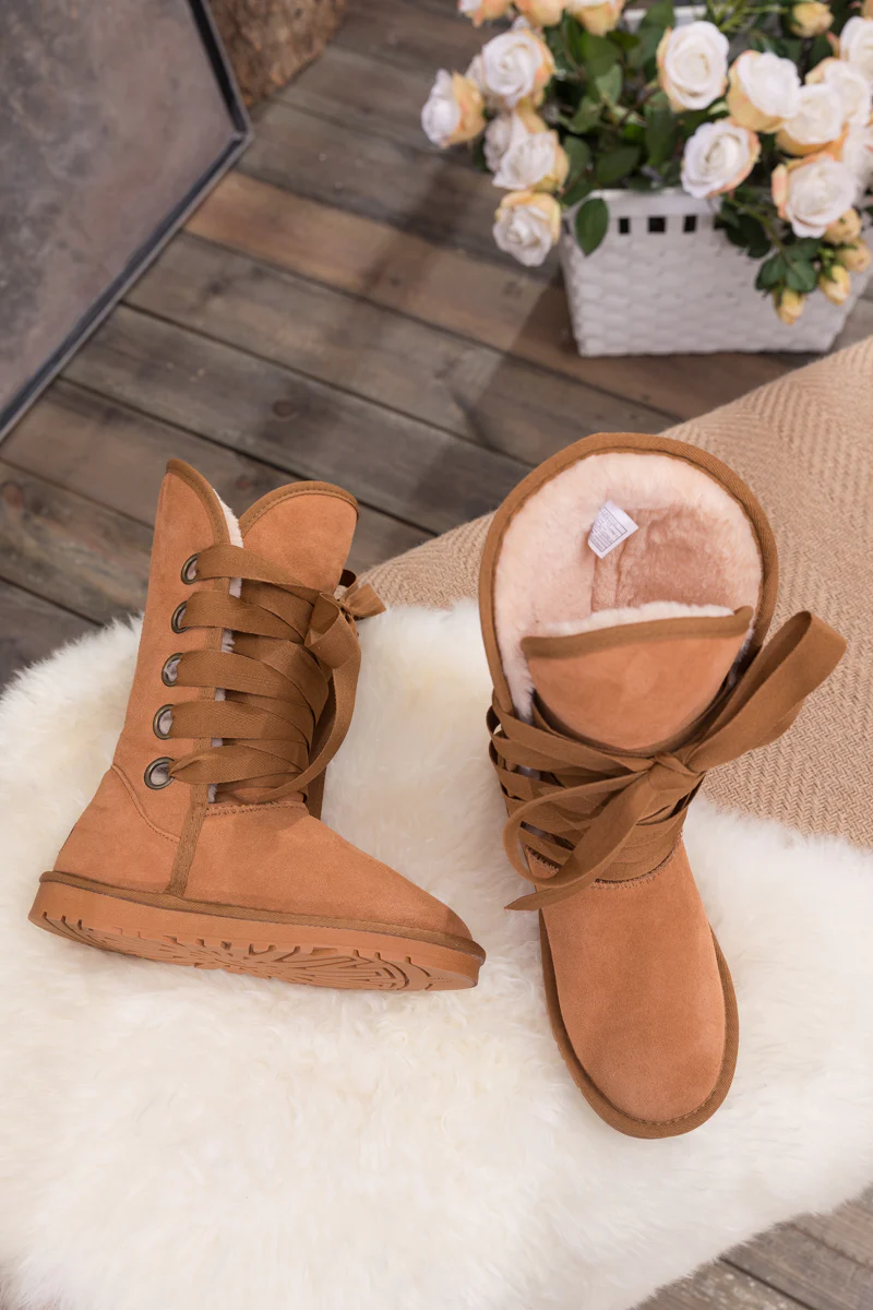 SMAIBULUN Ugg | Ribbon Lace-Up Faux Fur-lined Suede Boot - Chestnut - Image 9