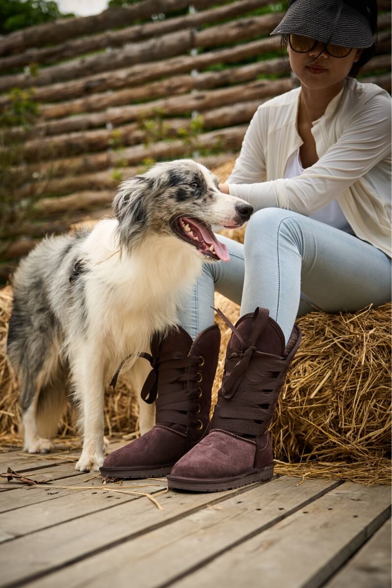 SMAIBULUN Ugg | Ribbon Lace-Up Faux Fur-lined Suede Boot - Chocolate - Image 2