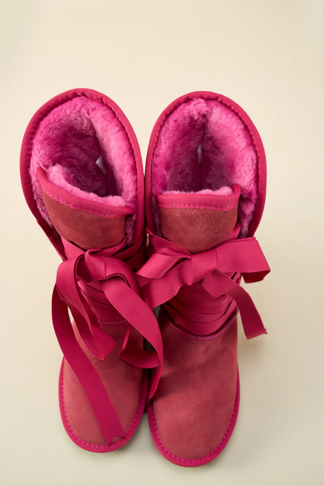 SMAIBULUN Ugg | Ribbon Lace-Up Faux Fur-lined Suede Boot - Fuchsia - Image 13