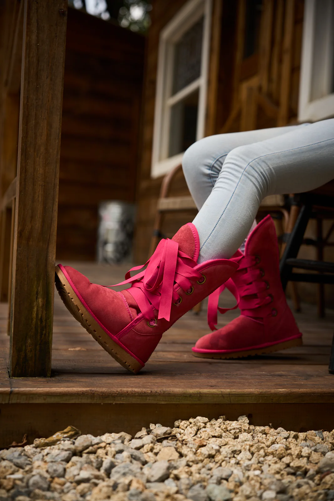 SMAIBULUN Ugg | Ribbon Lace-Up Faux Fur-lined Suede Boot - Fuchsia - Image 6