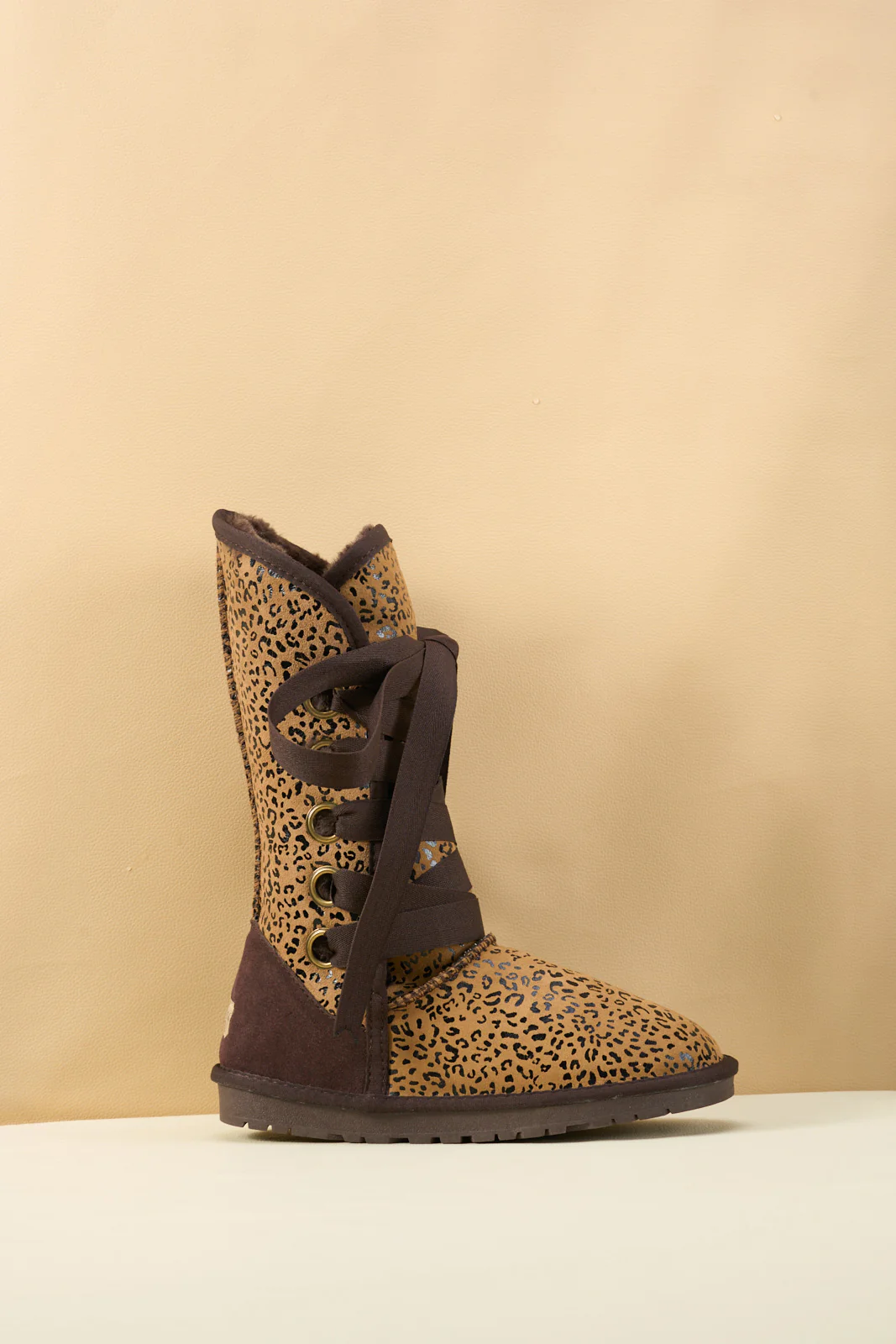 SMAIBULUN Ugg | Ribbon Lace-Up Faux Fur-lined Suede Boot - Leopard - Image 10