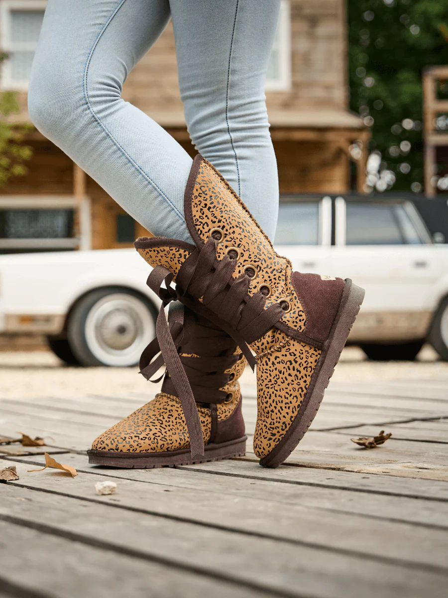 SMAIBULUN Ugg | Ribbon Lace-Up Faux Fur-lined Suede Boot - Leopard - Image 3