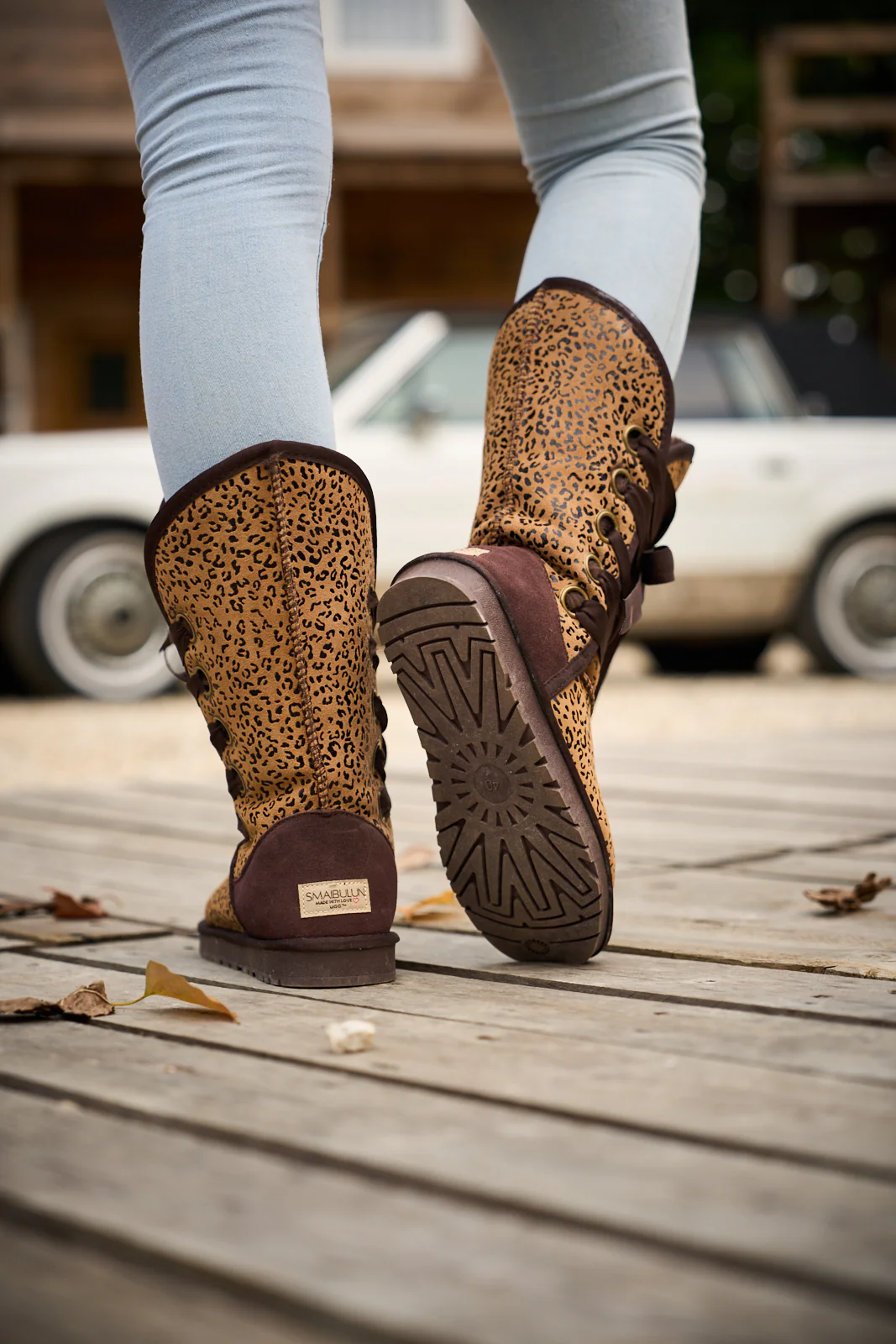 SMAIBULUN Ugg | Ribbon Lace-Up Faux Fur-lined Suede Boot - Leopard - Image 6
