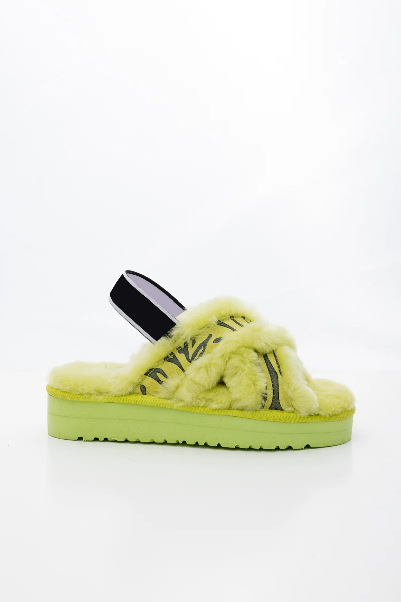Smaibulun Ugg | Roar Wool Lined Criss-Cross Strap Slipper - Green - Image 11