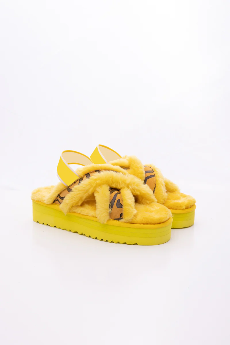 Smaibulun Ugg | Roar Wool Lined Criss-Cross Strap Slipper - Yellow - Image 10