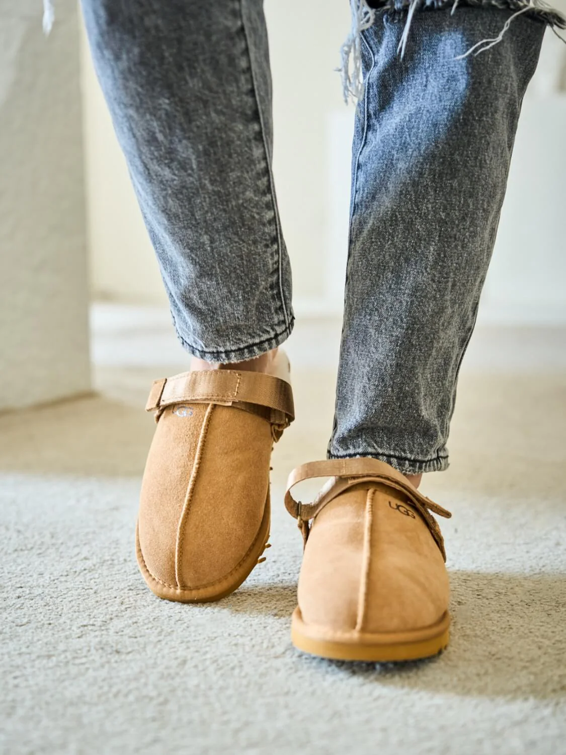 Smaibulun Ugg | Selena Wool Lined Slingback Sandals - chestnut - Image 6