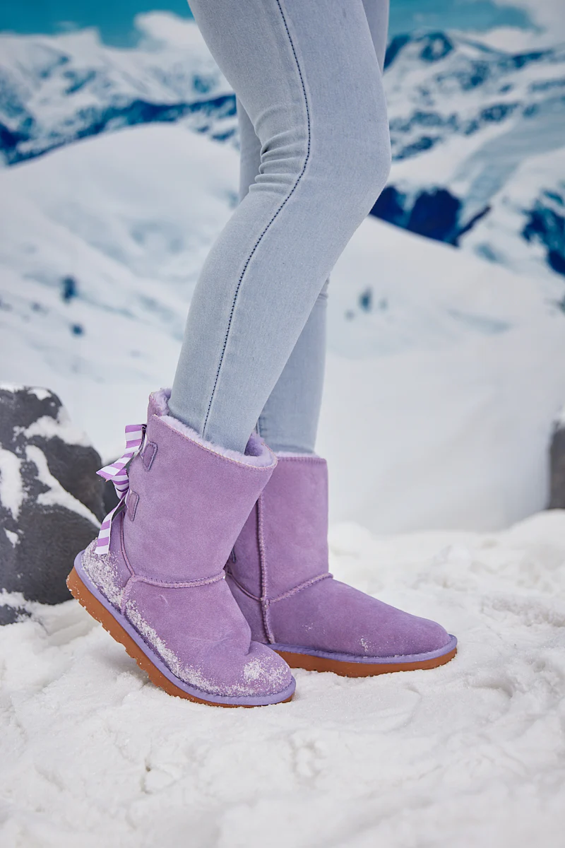 Smaibulun Ugg | Serenity Striped Bailey Bow Shearling Boots - Lavender - Image 4