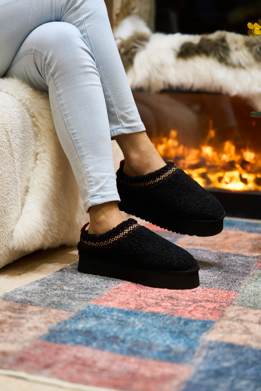 Smaibulun Ugg | Shepherd Tasman Platform Bootie - black - Image 6