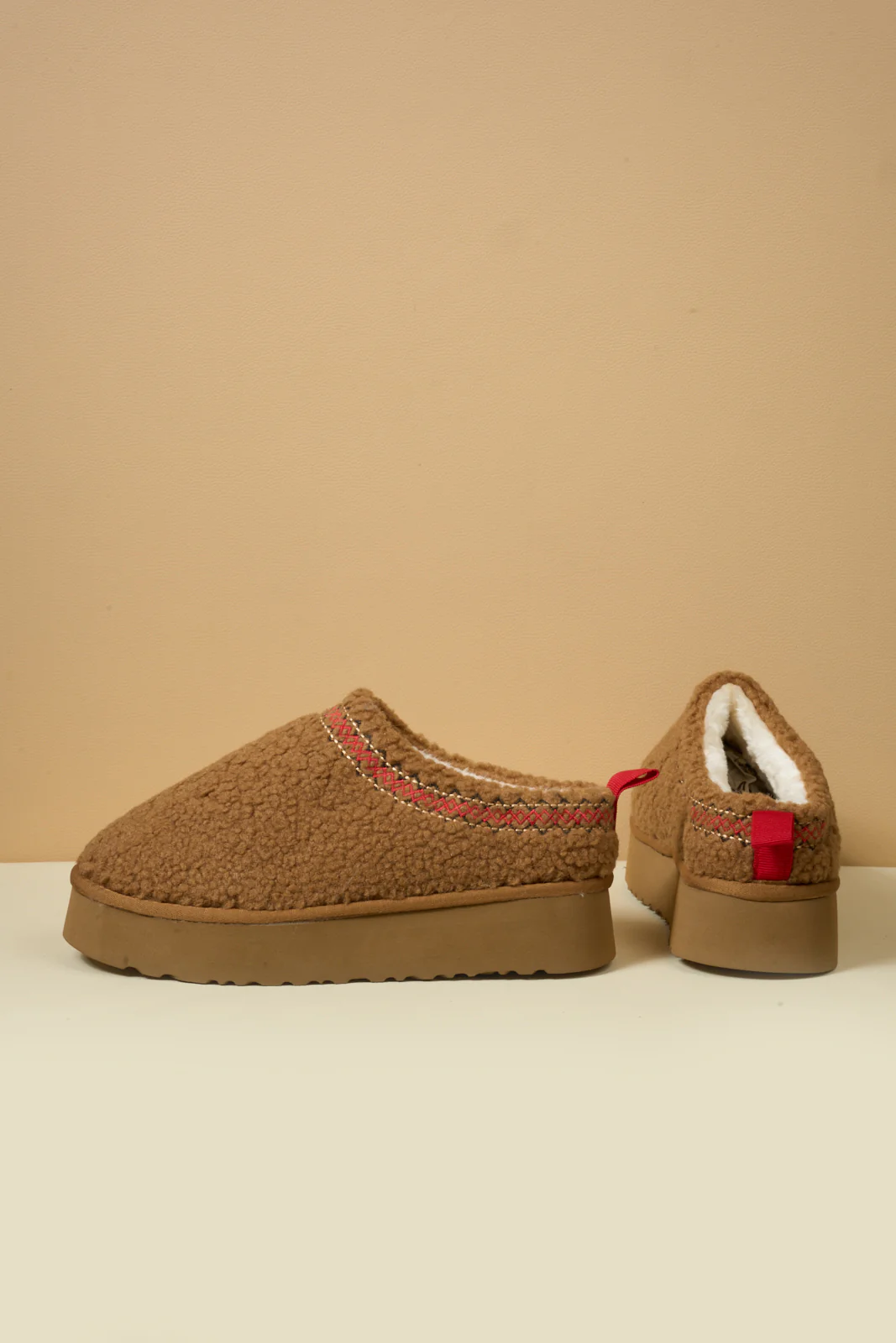 Smaibulun Ugg | Shepherd Tasman Platform Bootie - chestnut - Image 12