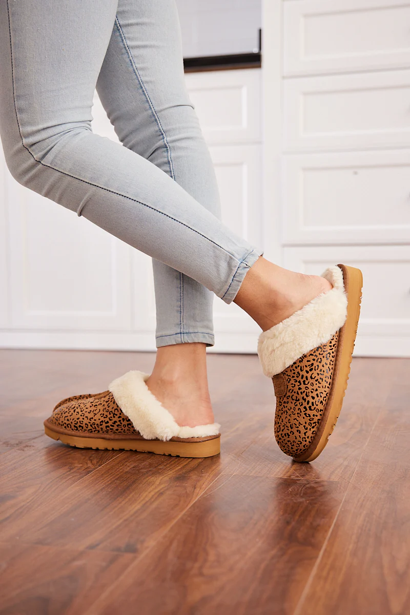 SMAIBULUN Ugg | Stefanie Leopard Faux Fur Slipper - Image 5