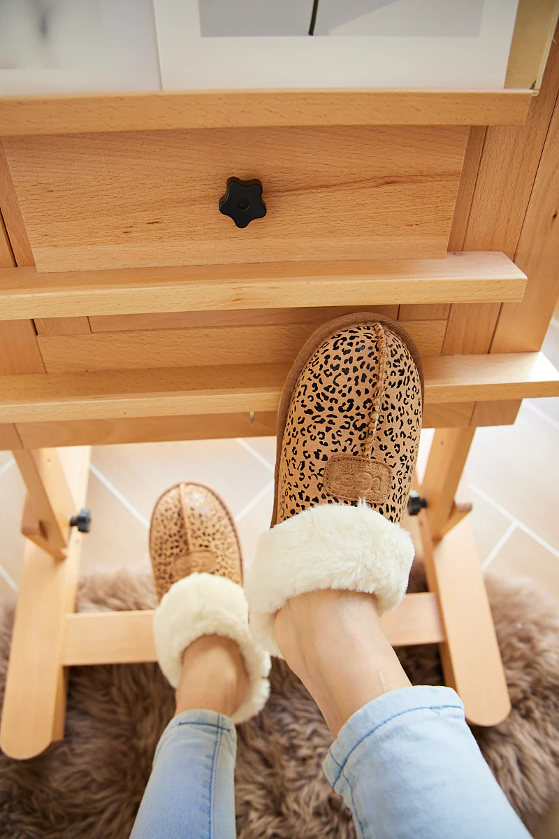 SMAIBULUN Ugg | Stefanie Leopard Faux Fur Slipper - Image 9