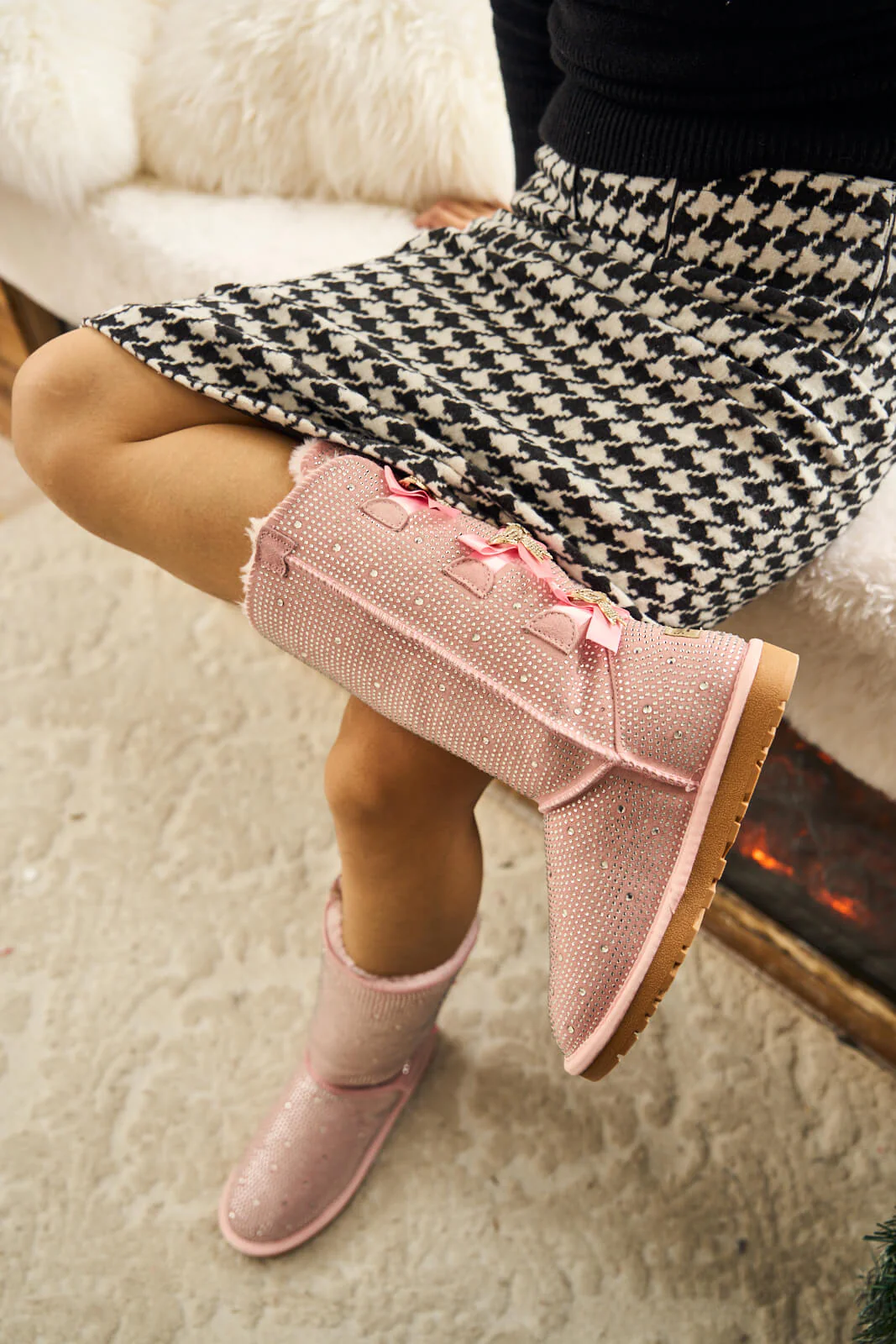 SMAIBULUN Ugg | Swifties Diamond Stage Ribbon Bows Suede Boots - pink - Image 8