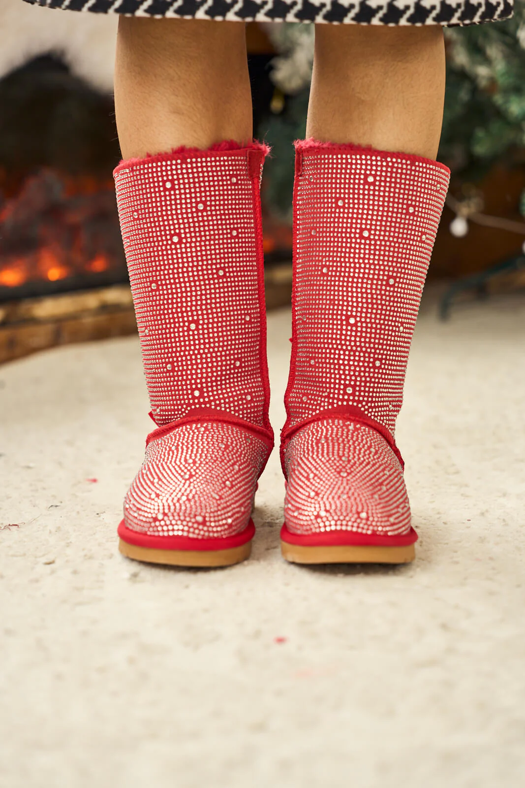 SMAIBULUN Ugg | Swifties Diamond Stage Ribbon Bows Suede Boots - red - Image 4