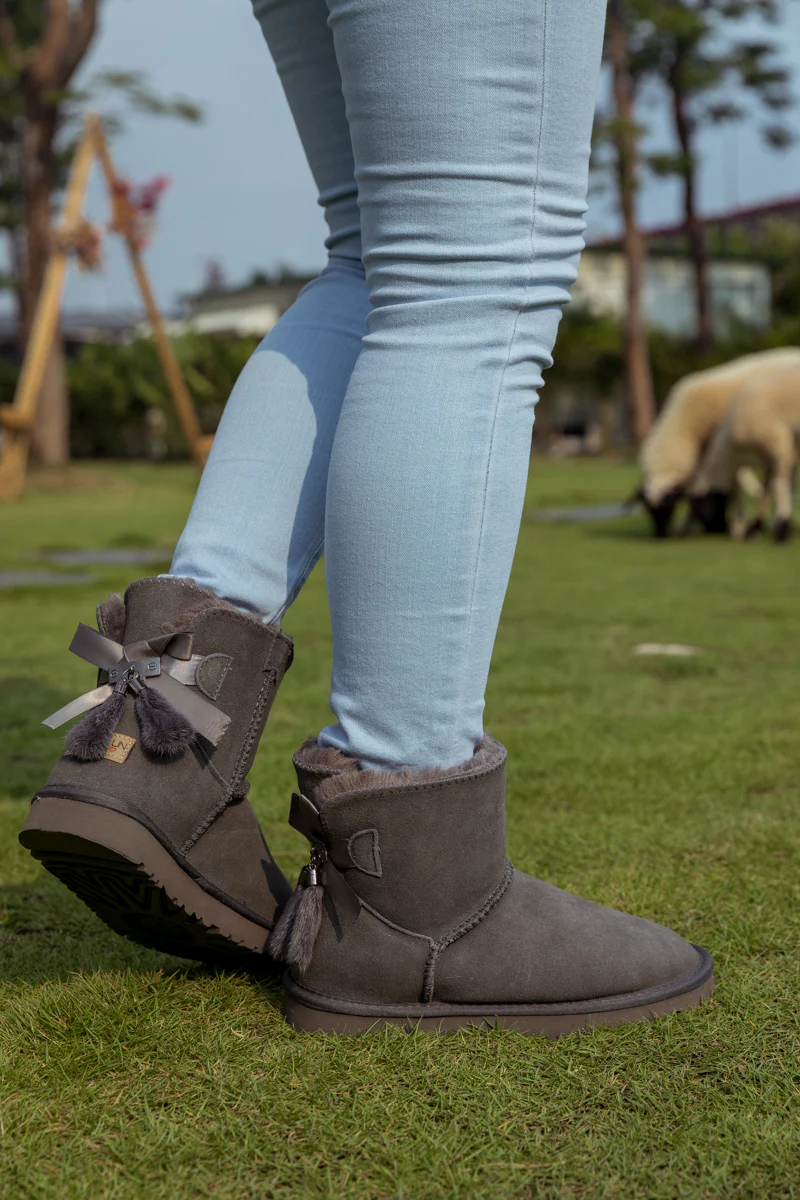 SMAIBULUN Ugg | TAIL BOW BACK SUEDE BOOT - GREY - Image 10