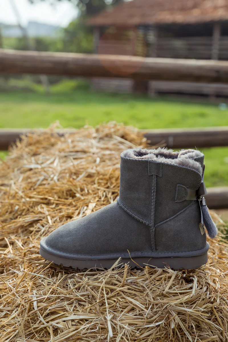 SMAIBULUN Ugg | TAIL BOW BACK SUEDE BOOT - GREY - Image 6