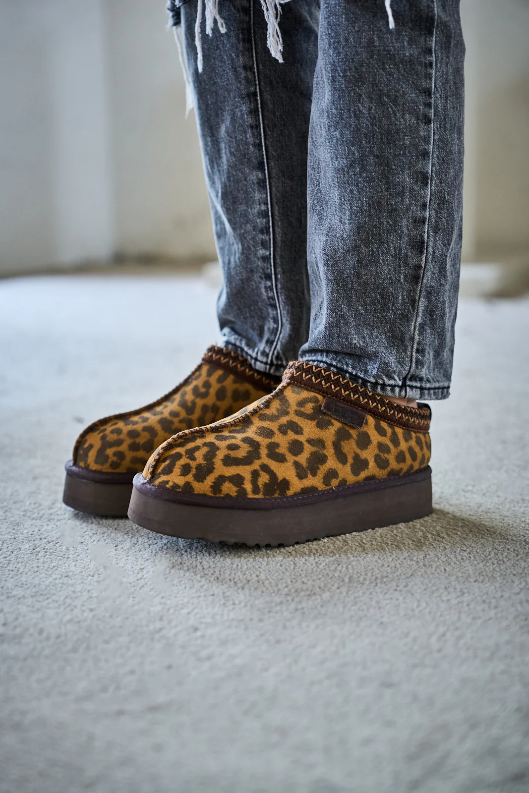 Smaibulun Ugg | Tassie X Tasman Platform Slipper Boot - cheetah - Image 3