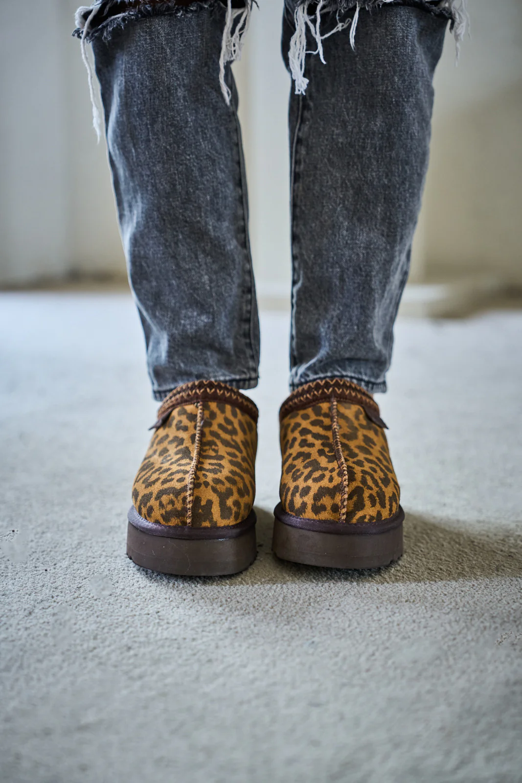 Smaibulun Ugg | Tassie X Tasman Platform Slipper Boot - cheetah - Image 4