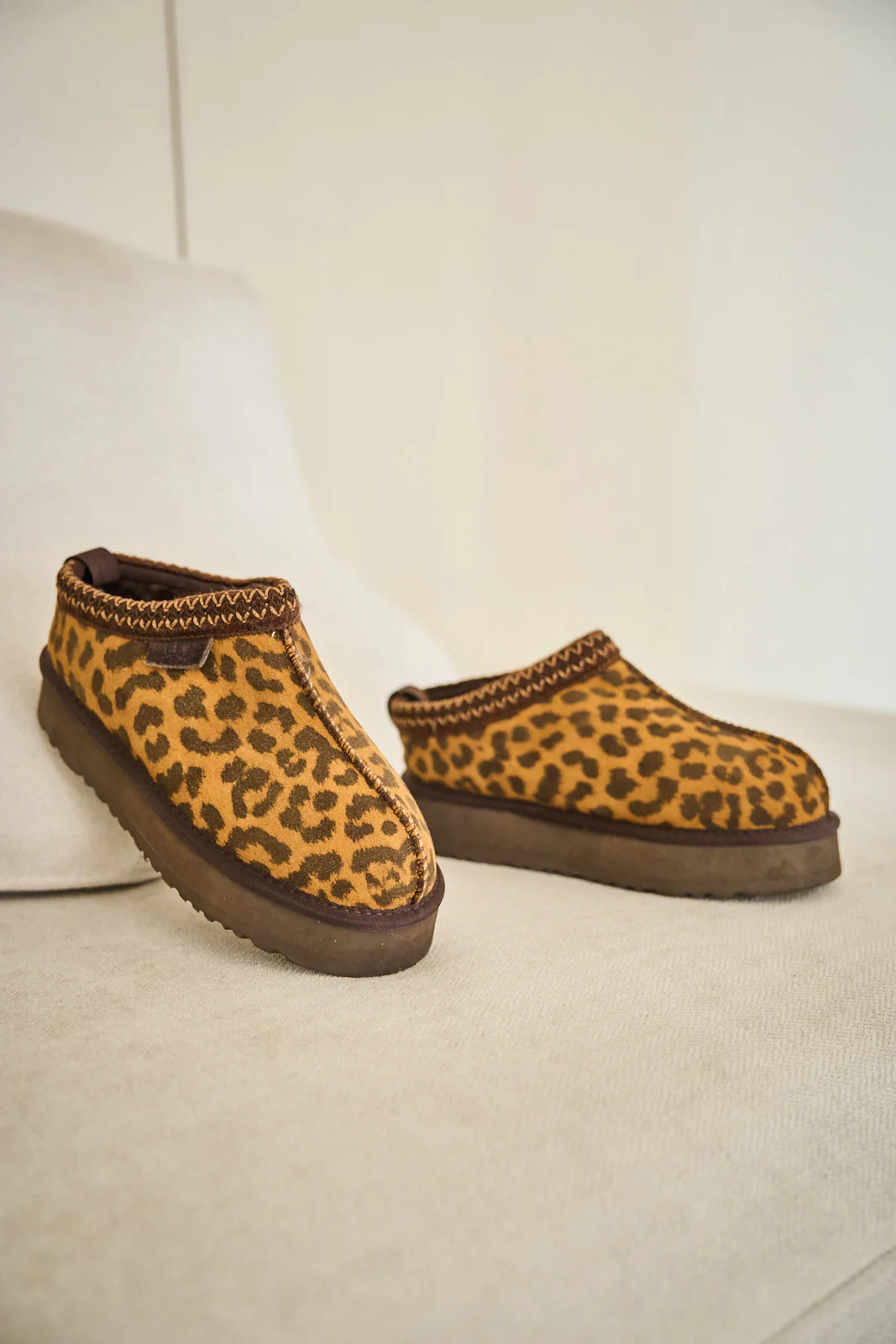 Smaibulun Ugg | Tassie X Tasman Platform Slipper Boot - cheetah - Image 9