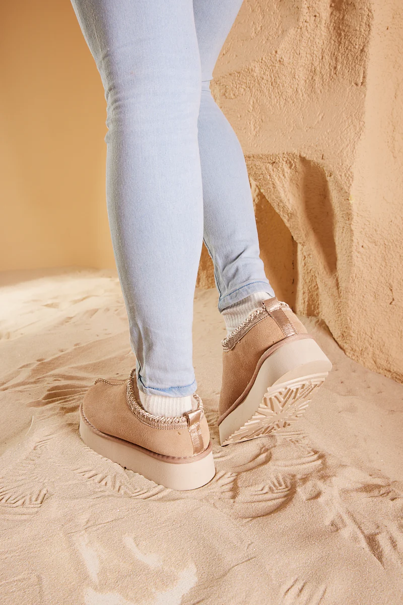 Smaibulun Ugg | Tassie X Tasman Platform Slipper Boot - Sand - Image 5