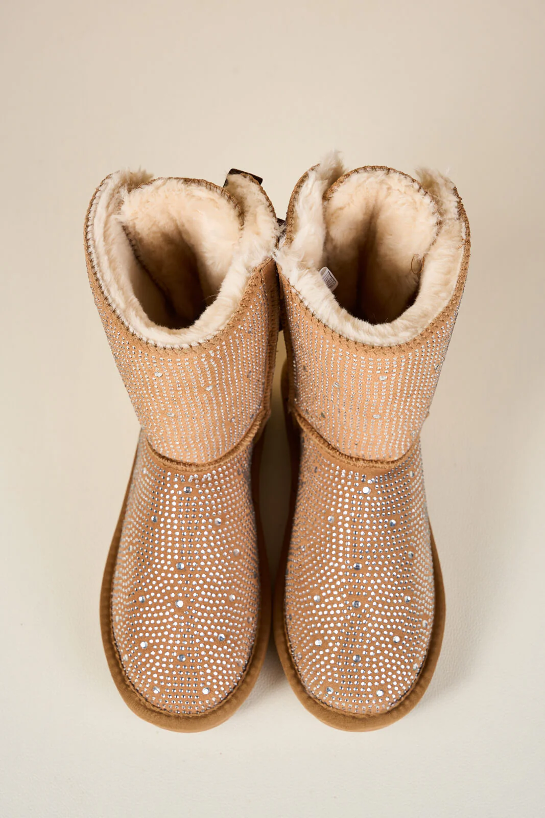 SMAIBULUN Ugg | Tay Tay Shine On Stage Diamond Bows Suede Boots - chestnut - Image 14