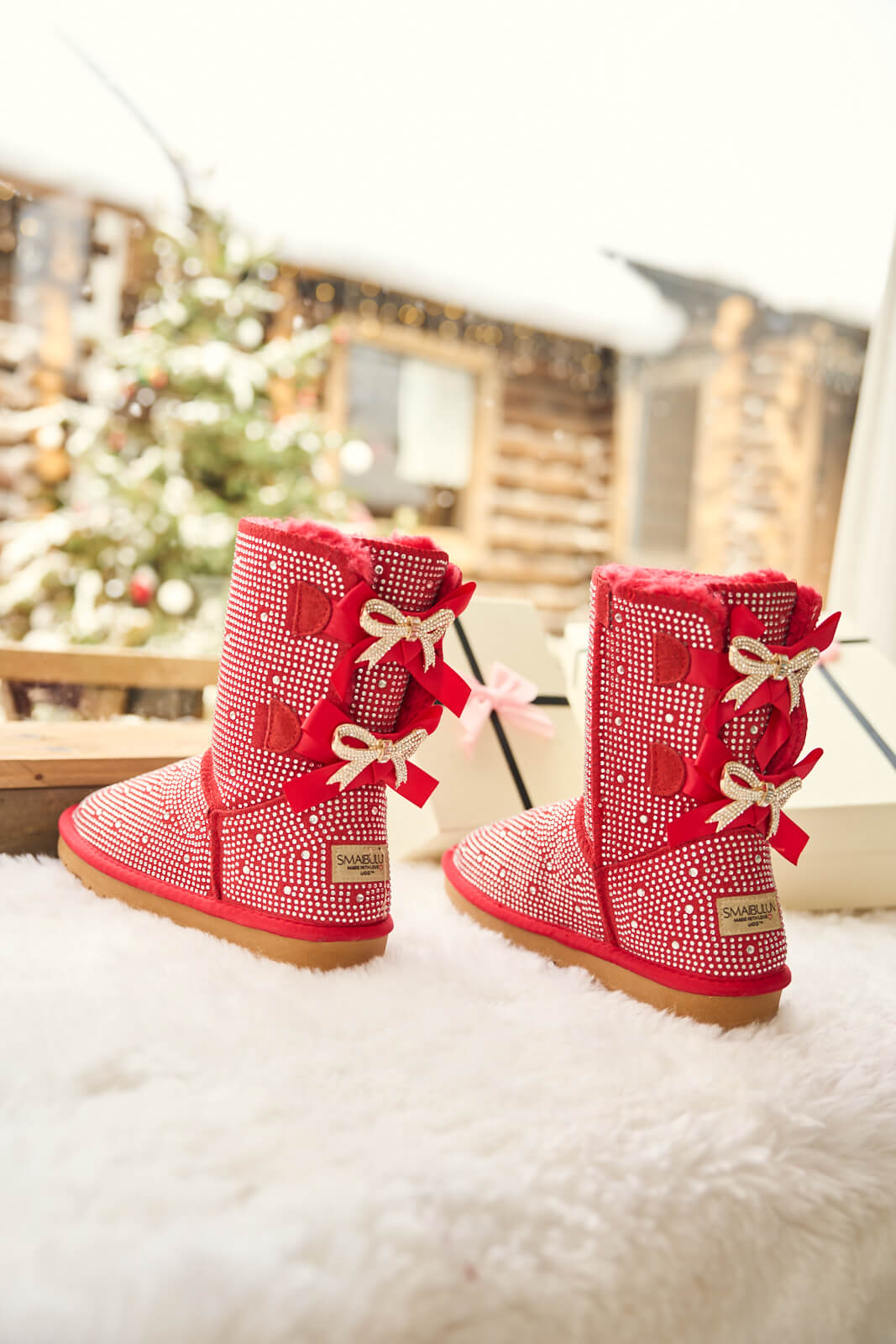 SMAIBULUN Ugg | Tay Tay Shine On Stage Diamond Bows Suede Boots - red - Image 9