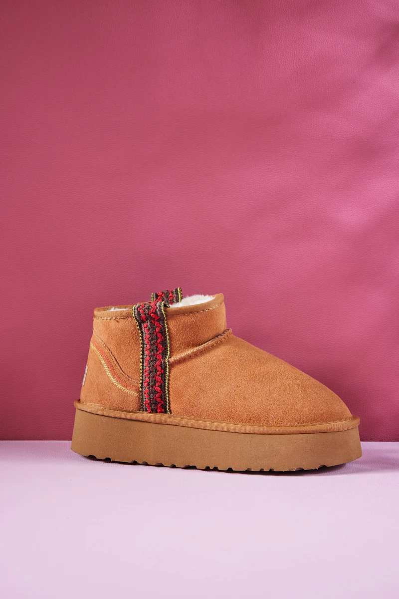 Smaibulun Ugg | Tazz Platform Low Ankle Boot - Chestnut - Image 10