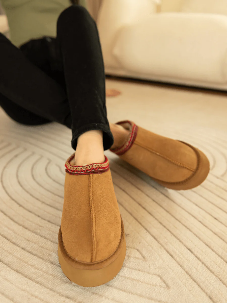 Smaibulun Ugg | Tazzy Mini Platform Low Ankle Slippers - Chestnut - Image 2