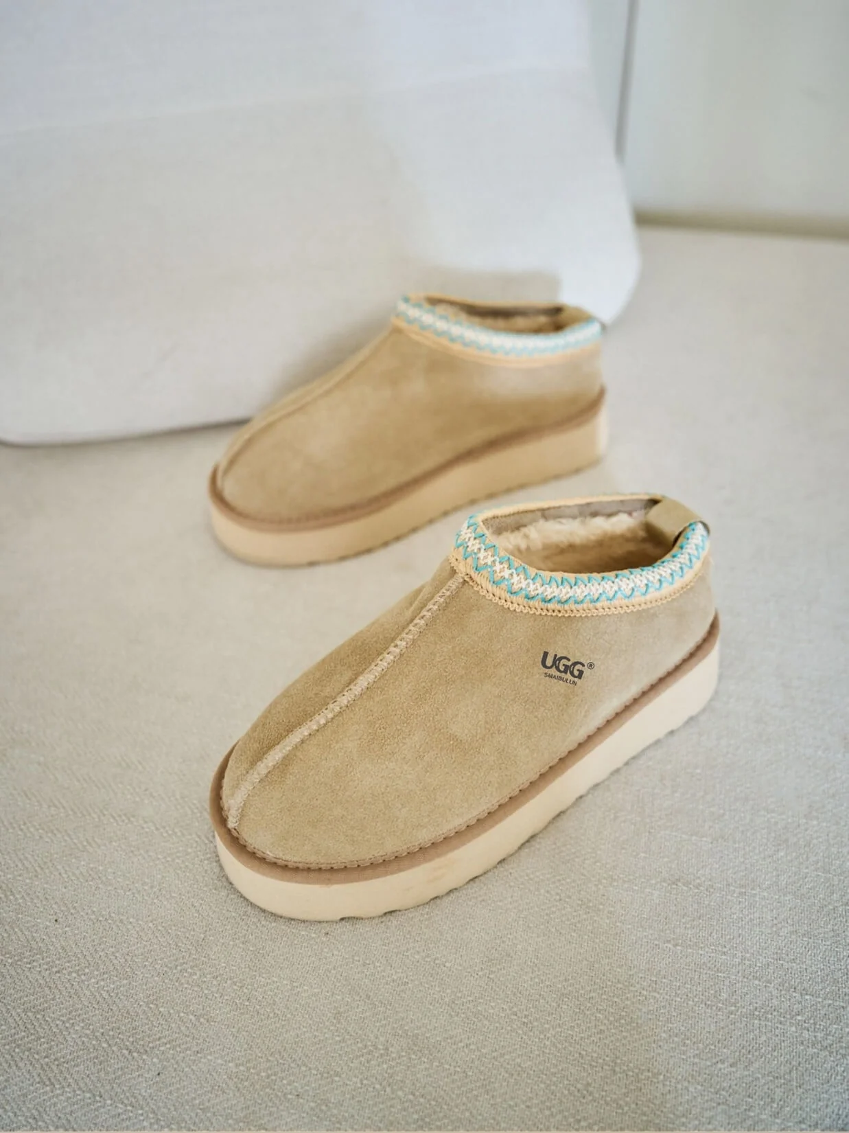 Smaibulun Ugg | Tazzy Mini Platform Low Ankle Slippers - neutral - Image 9
